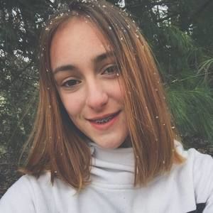 Meet your Posher, Nicola